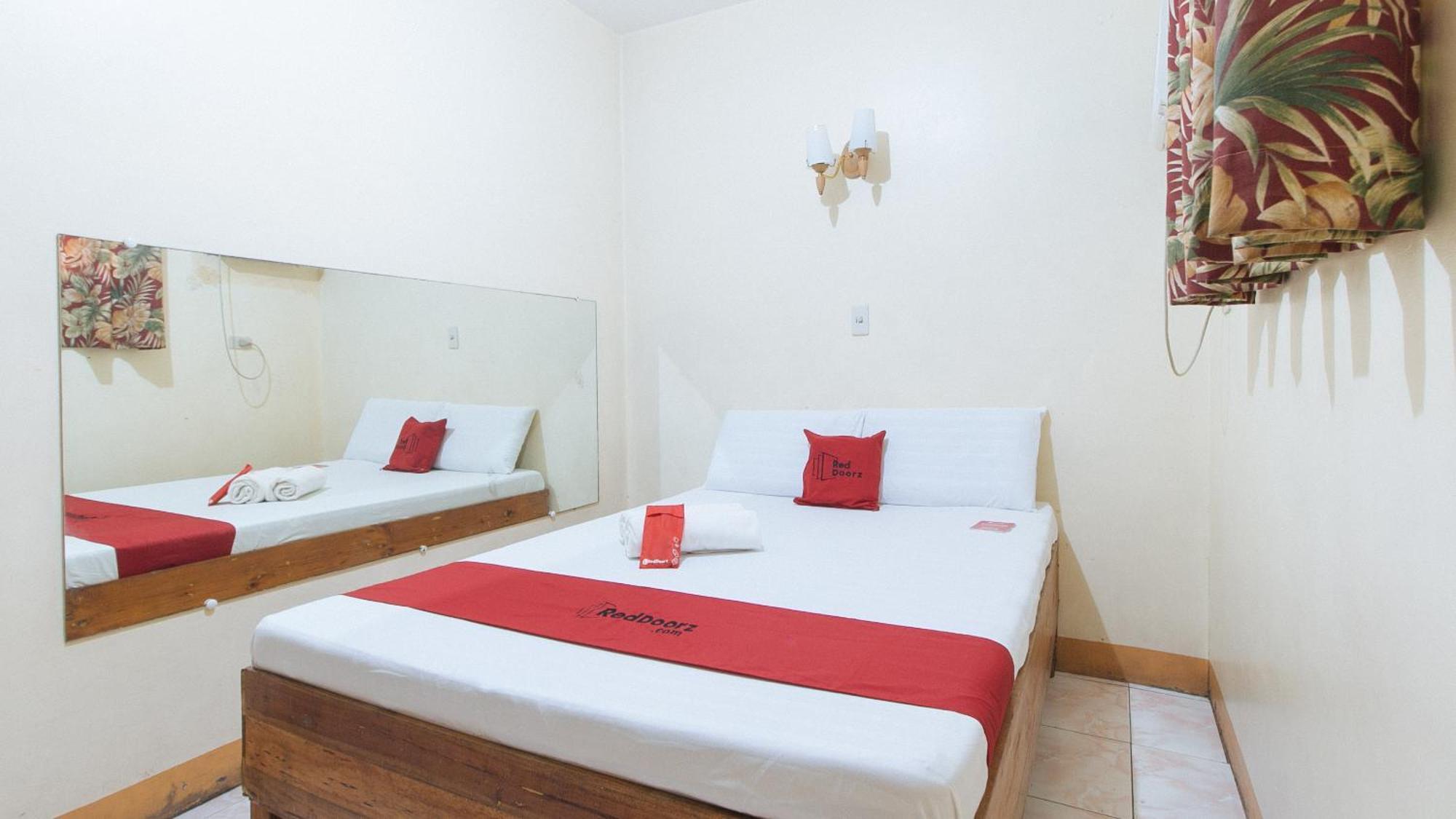 Reddoorz @ Golden Victory Hotel Mabalacat Pampanga Exterior photo